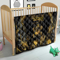 Saint Vincent And The Grenadines 1979 Quilt Gold Tropical Leaves And Coat Of Arms - Wonder Print Shop