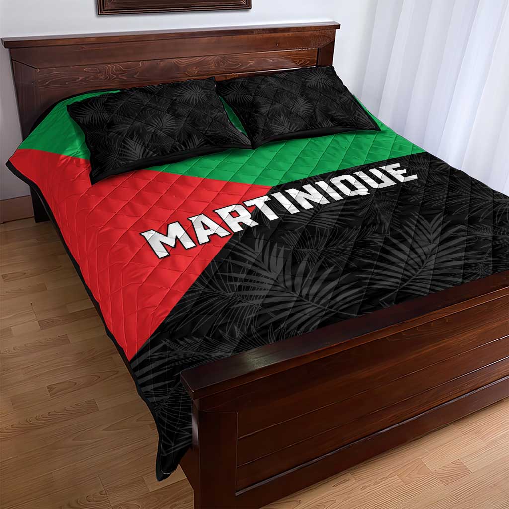 Martinique Quilt Bed Set Simple Style With Palm Leaf Pattern