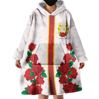 Kentucky Horse Racing Wearable Blanket Hoodie Rose Floral
