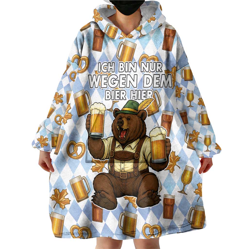 Funny Beer Oktoberfest Wearable Blanket Hoodie Ich Bin Nur Wegen Dem Bier Hier - Wonder Print Shop