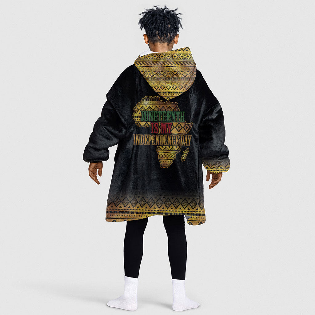 Juneteenth 1865 Kid Wearable Blanket Hoodie Freedom Ain't Free