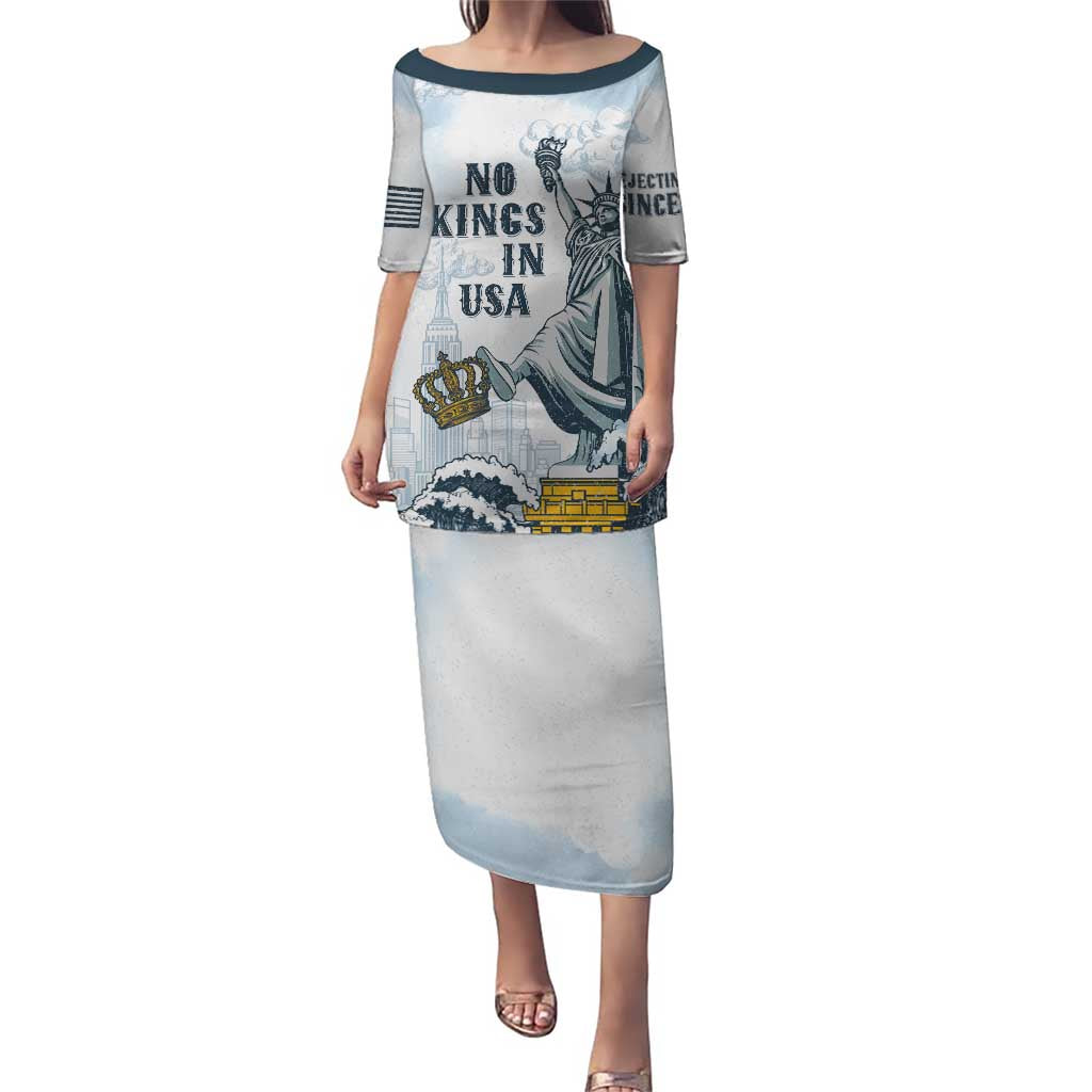 Funny Rejecting Kings Puletasi Since 1776 No Kings In America Retro Style LT05