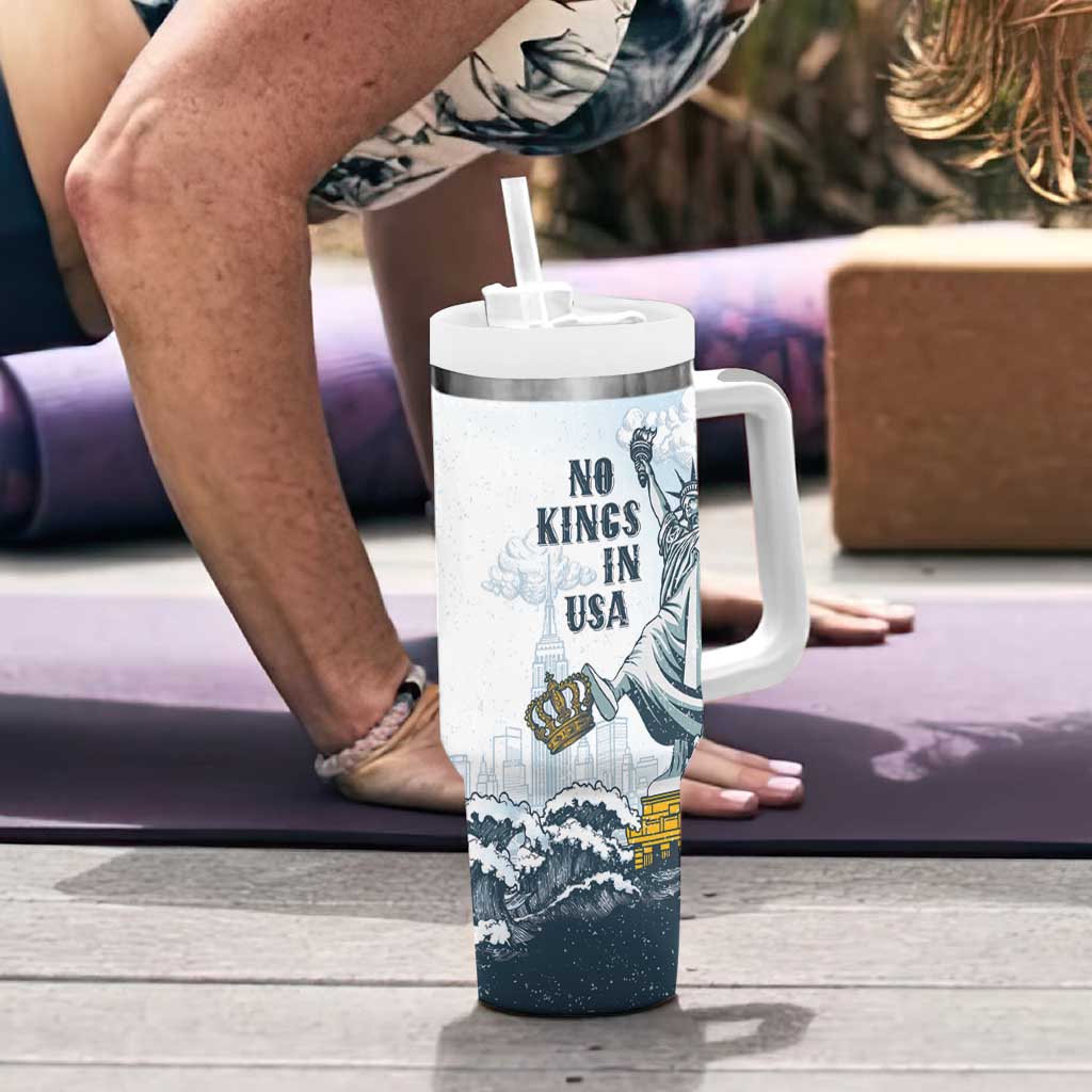 Funny Rejecting Kings Tumbler With Handle Since 1776 No Kings In America Retro Style LT05