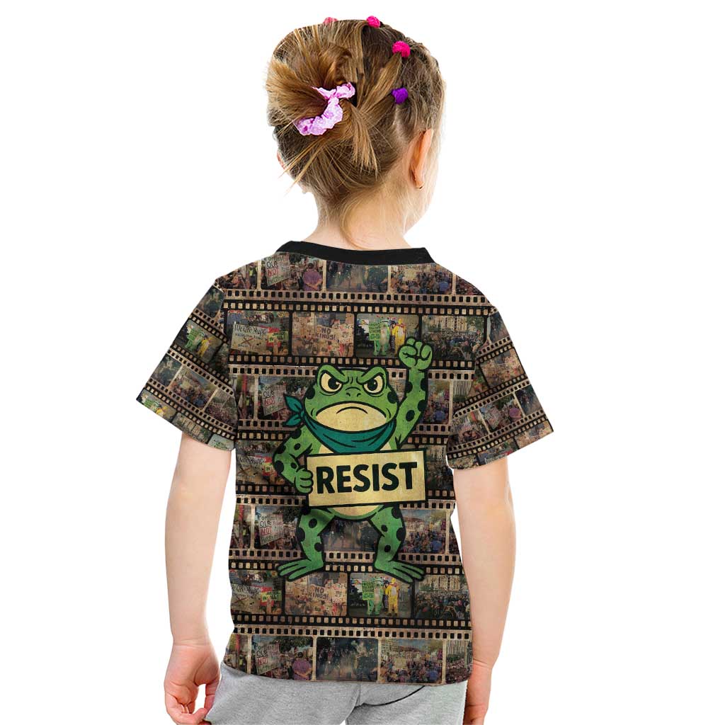 Resist Frog Kid T Shirt Protest Free Portland LT05