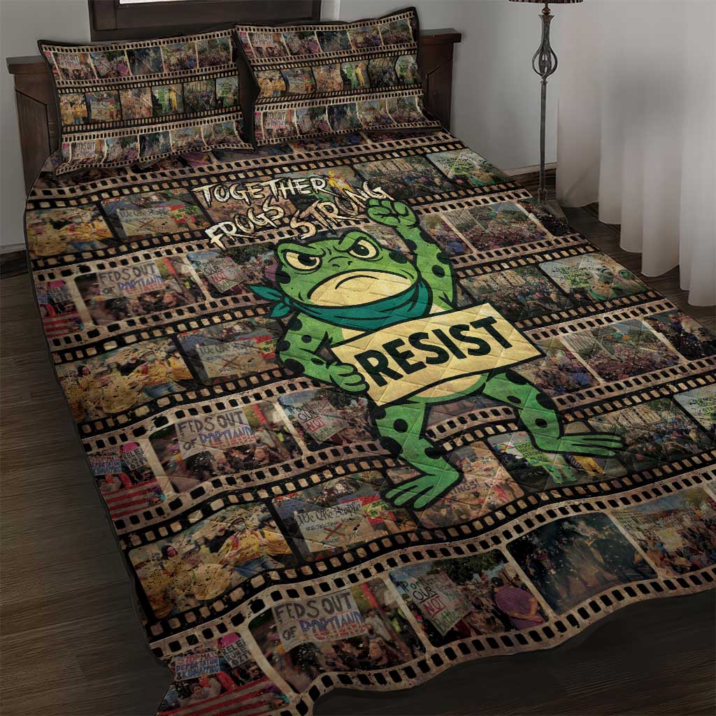 Resist Frog Quilt Bed Set Protest Free Portland LT05