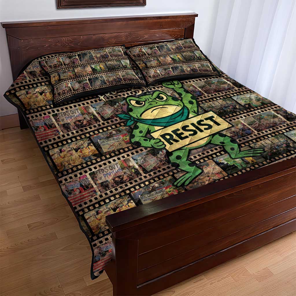 Resist Frog Quilt Bed Set Protest Free Portland LT05