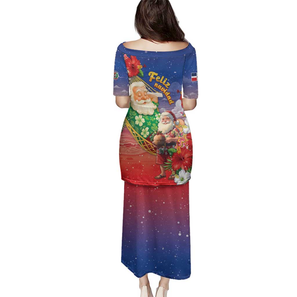 Dominican Republic Christmas Family Matching Puletasi and Hawaiian Shirt Santa Relaxing On The Beach - Wonder Print Shop