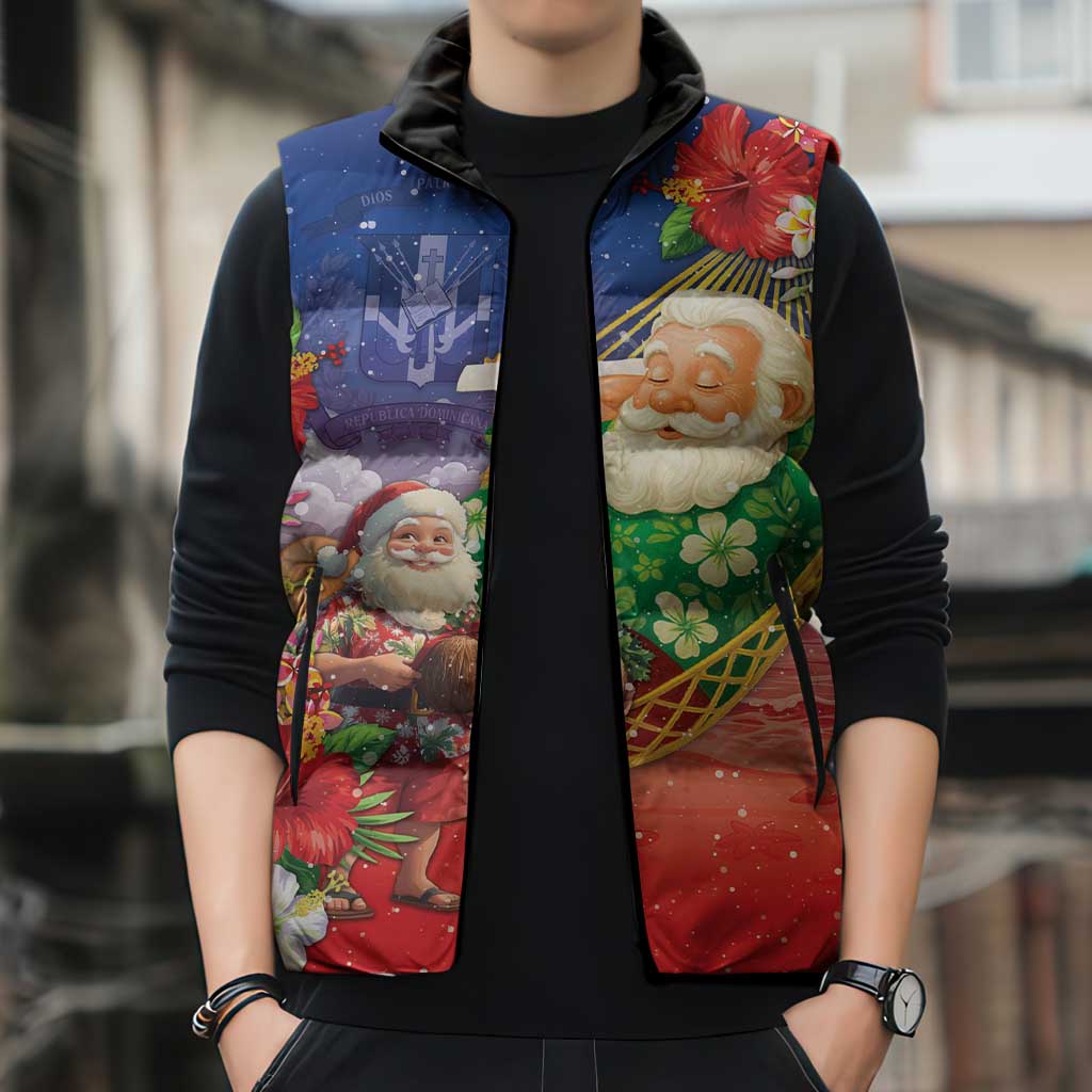 Dominican Republic Christmas Sleeveless Puffer Jacket Santa Relaxing On The Beach - Wonder Print Shop