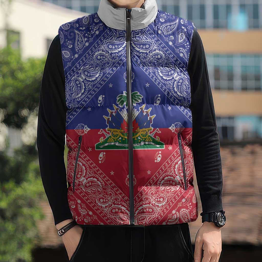 Haiti Paisley Sleeveless Puffer Jacket Haitian Flag Bandana Style - Wonder Print Shop