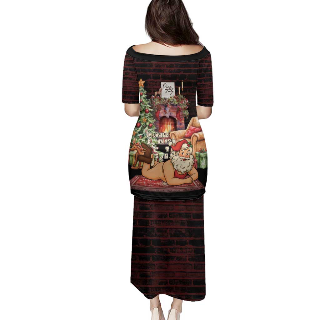 Funny Christmas Family Matching Puletasi and Hawaiian Shirt Naughty Santa Im Laying On Your Present - Wonder Print Shop