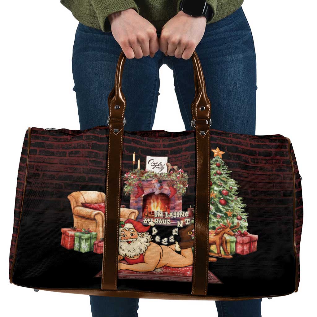Funny Christmas Travel Bag Naughty Santa Im Laying On Your Present - Wonder Print Shop
