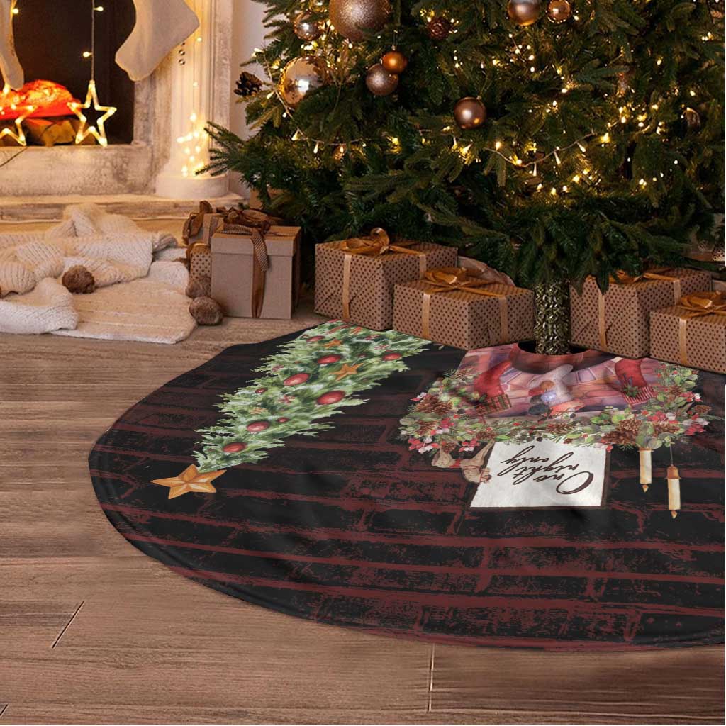 Funny Christmas Tree Skirt Naughty Santa Im Laying On Your Present - Wonder Print Shop