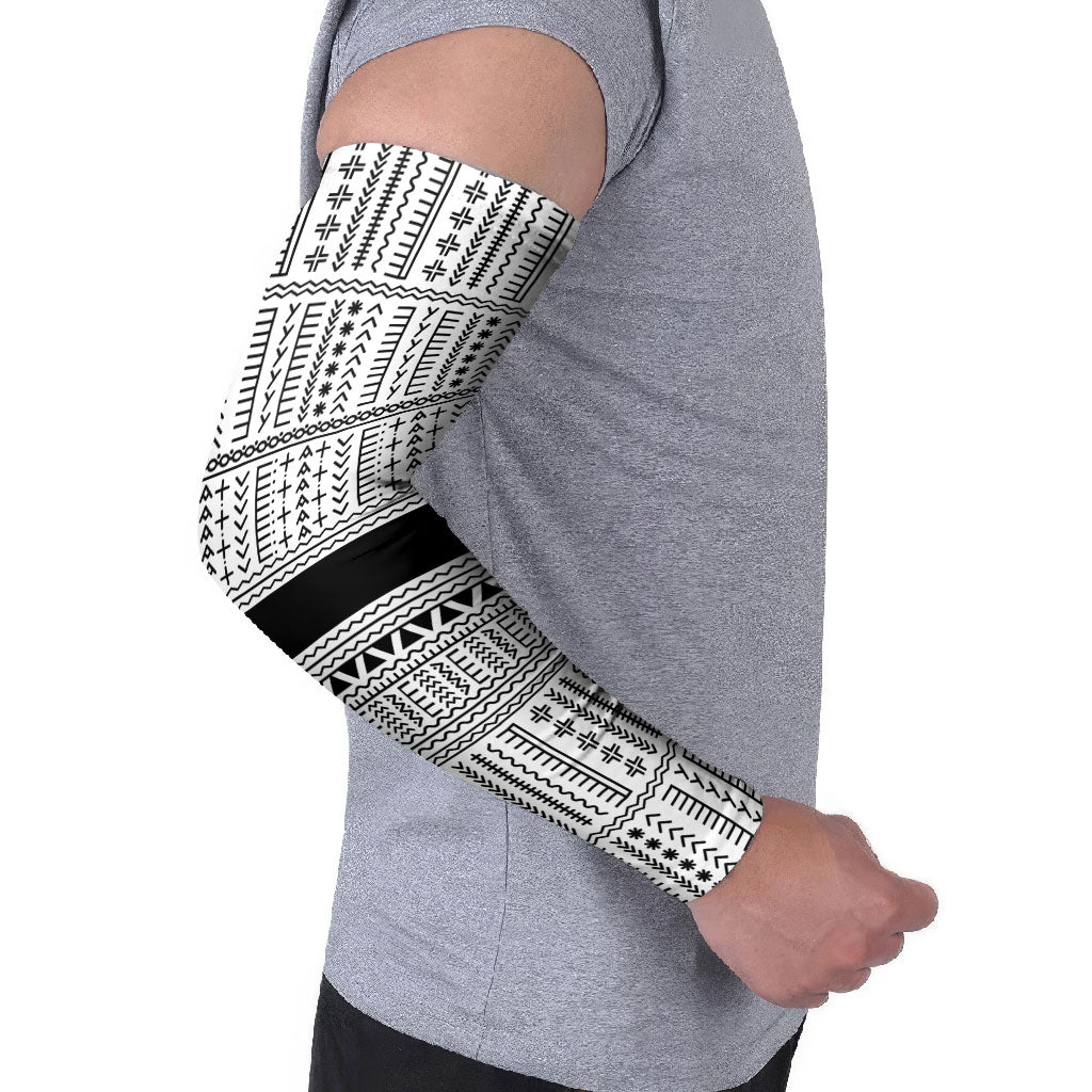 Japan Arm Sleeves Jomon Tattoo Inspiration White