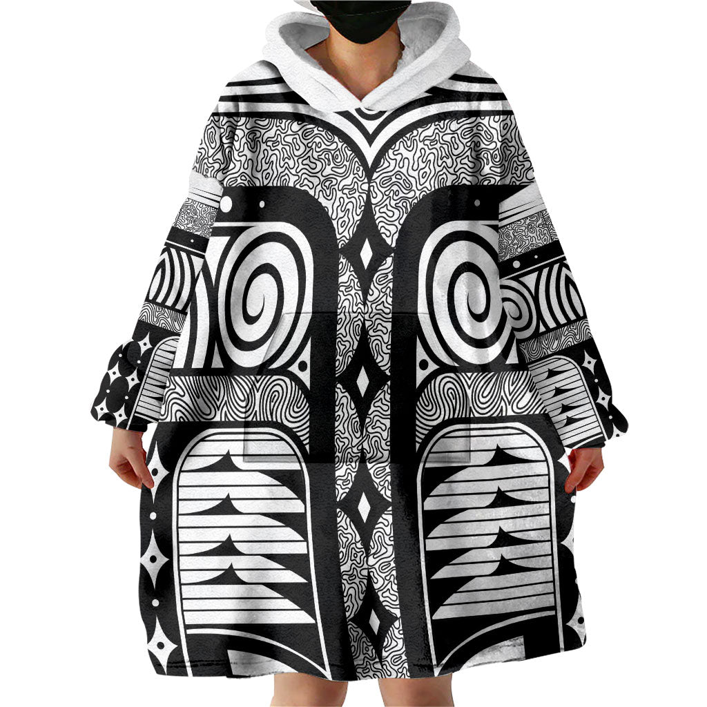 Japanese Indigenous Wearable Blanket Hoodie Jomon Tribal Inspired White
