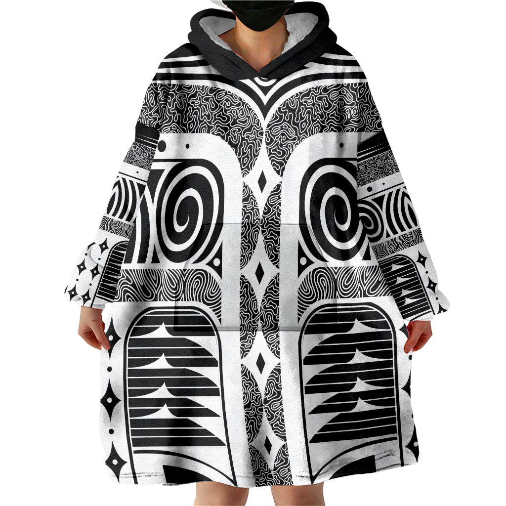 Japanese Indigenous Wearable Blanket Hoodie Jomon Tribal Inspired Black