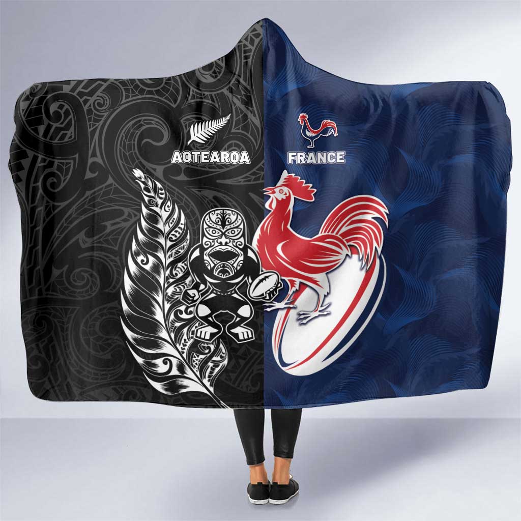 France And New Zealand Rugby Hooded Blanket Les Bleus Rooster With Maori Tiki - Wonder Print Shop