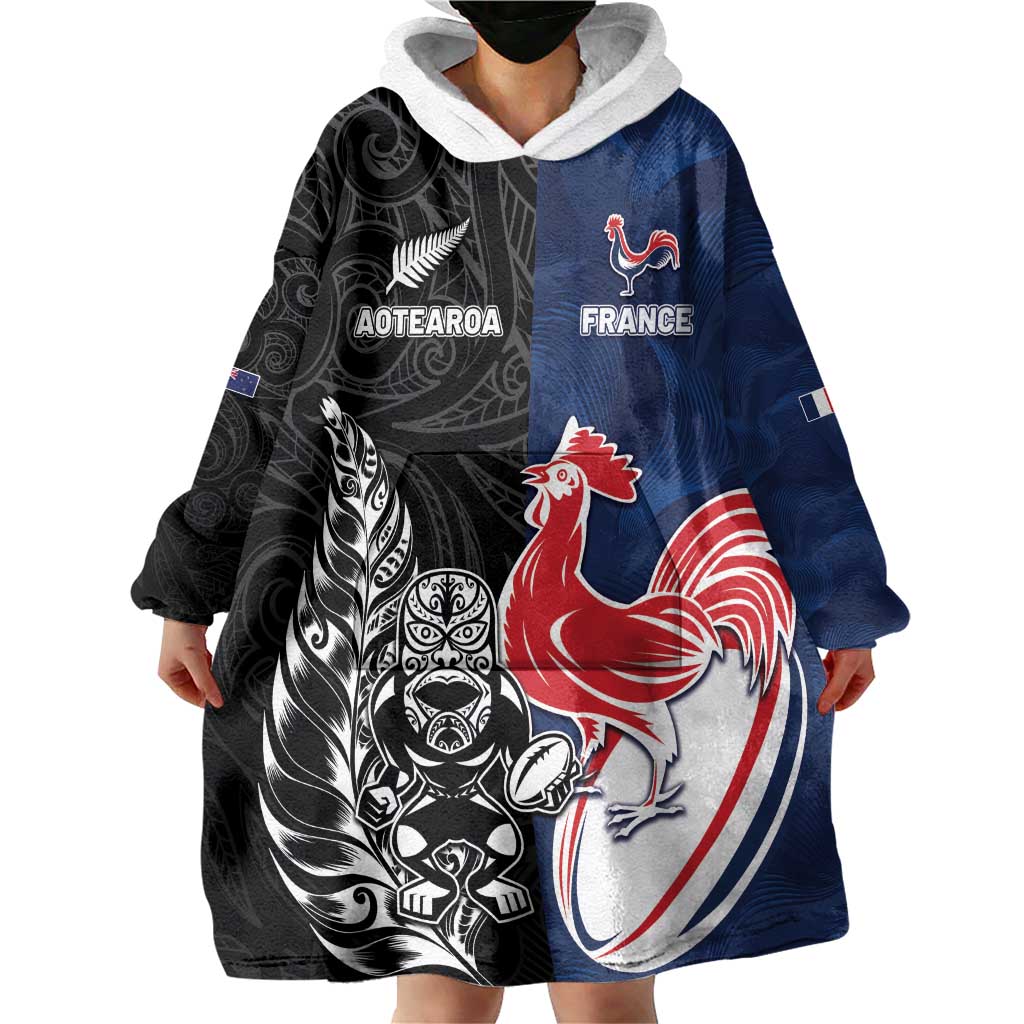 France And New Zealand Rugby Custom Wearable Blanket Hoodie Les Bleus Rooster With Maori Tiki - Wonder Print Shop