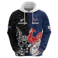 France And New Zealand Rugby Custom Zip Hoodie Les Bleus Rooster With Maori Tiki - Wonder Print Shop