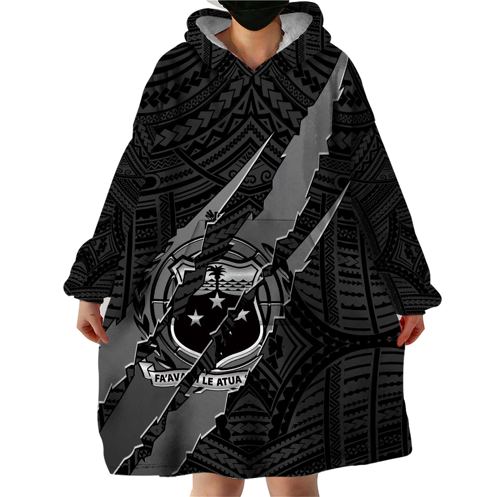 Polynesian Samoa Wearable Blanket Hoodie with Coat Of Arms Claws Style - Black LT6 - Wonder Print Shop