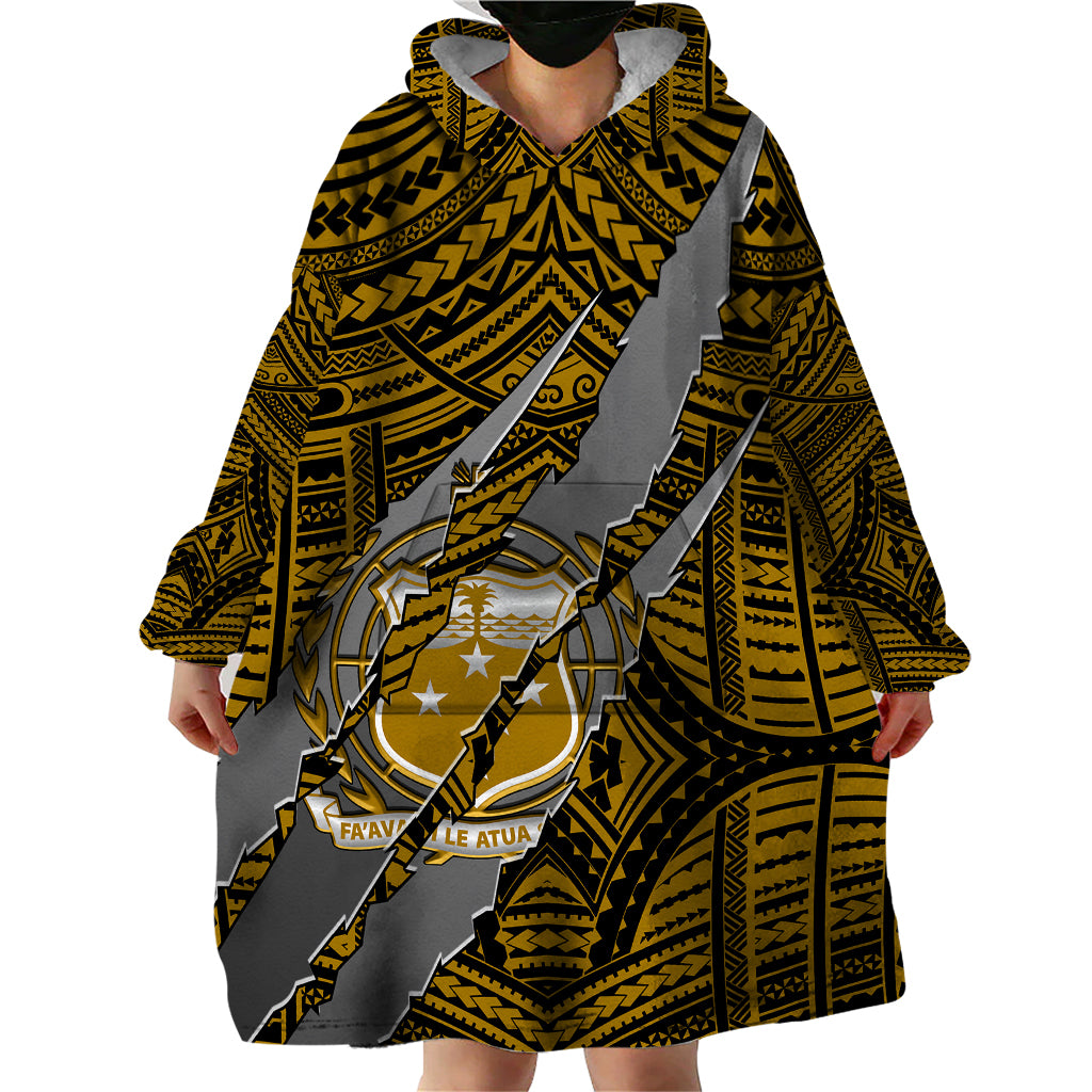 Polynesian Samoa Wearable Blanket Hoodie with Coat Of Arms Claws Style - Gold LT6 - Wonder Print Shop