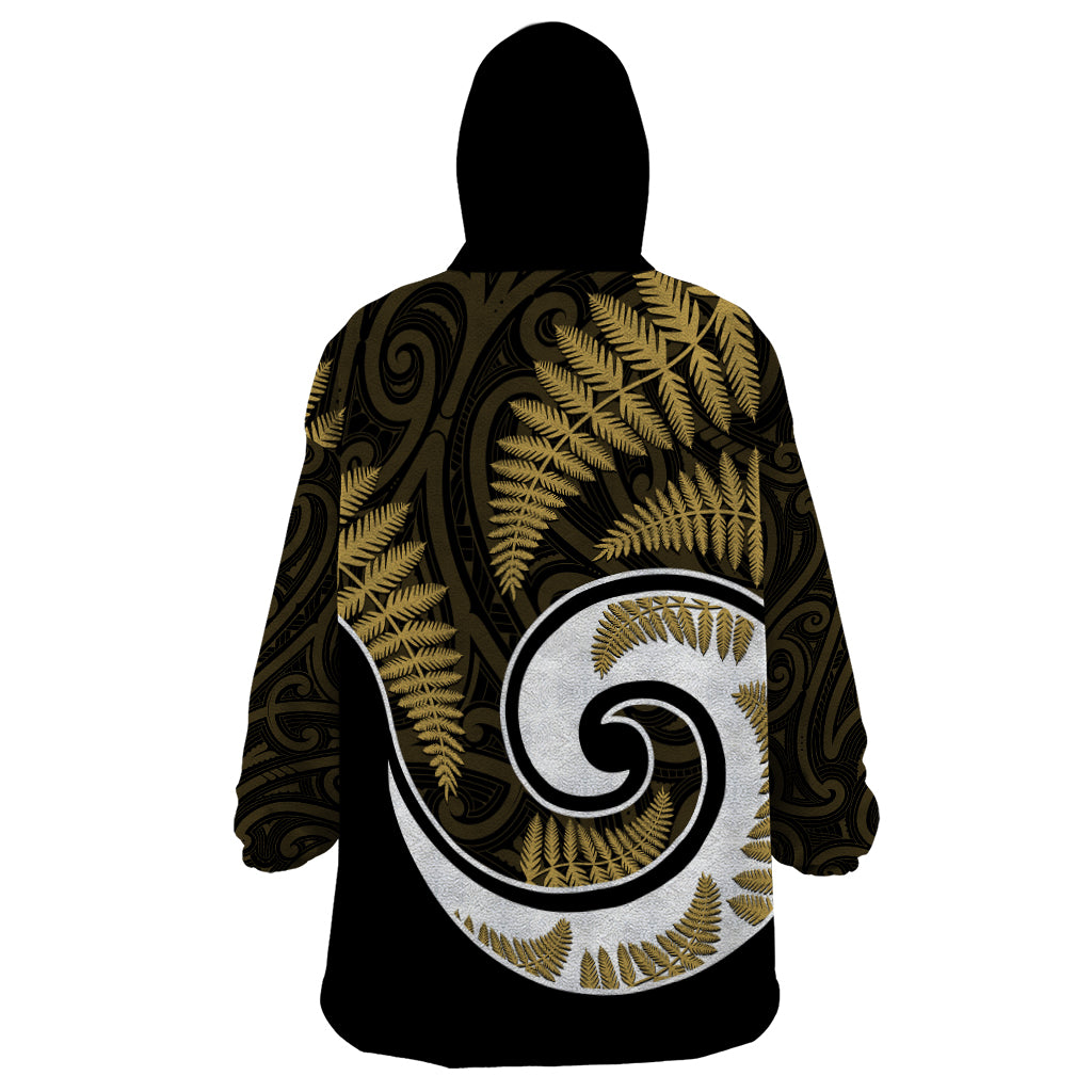 New Zealand Wearable Blanket Hoodie Maori With Silver Fern Gold LT6 - Wonder Print Shop