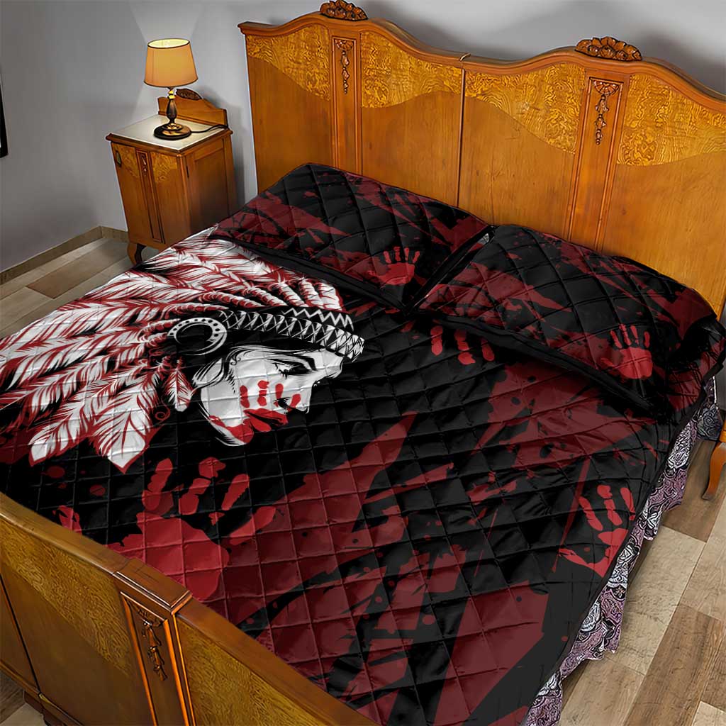 Native American MMIW Quilt Bed Set Red Handprint Grunge Style