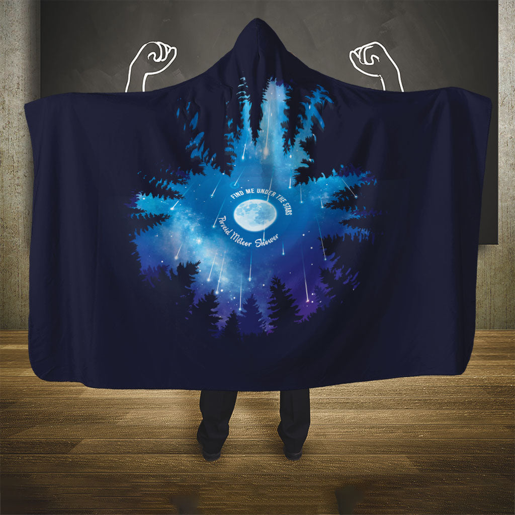 Perseid Meteor Shower Hooded Blanket Starry Sky Above The Trees