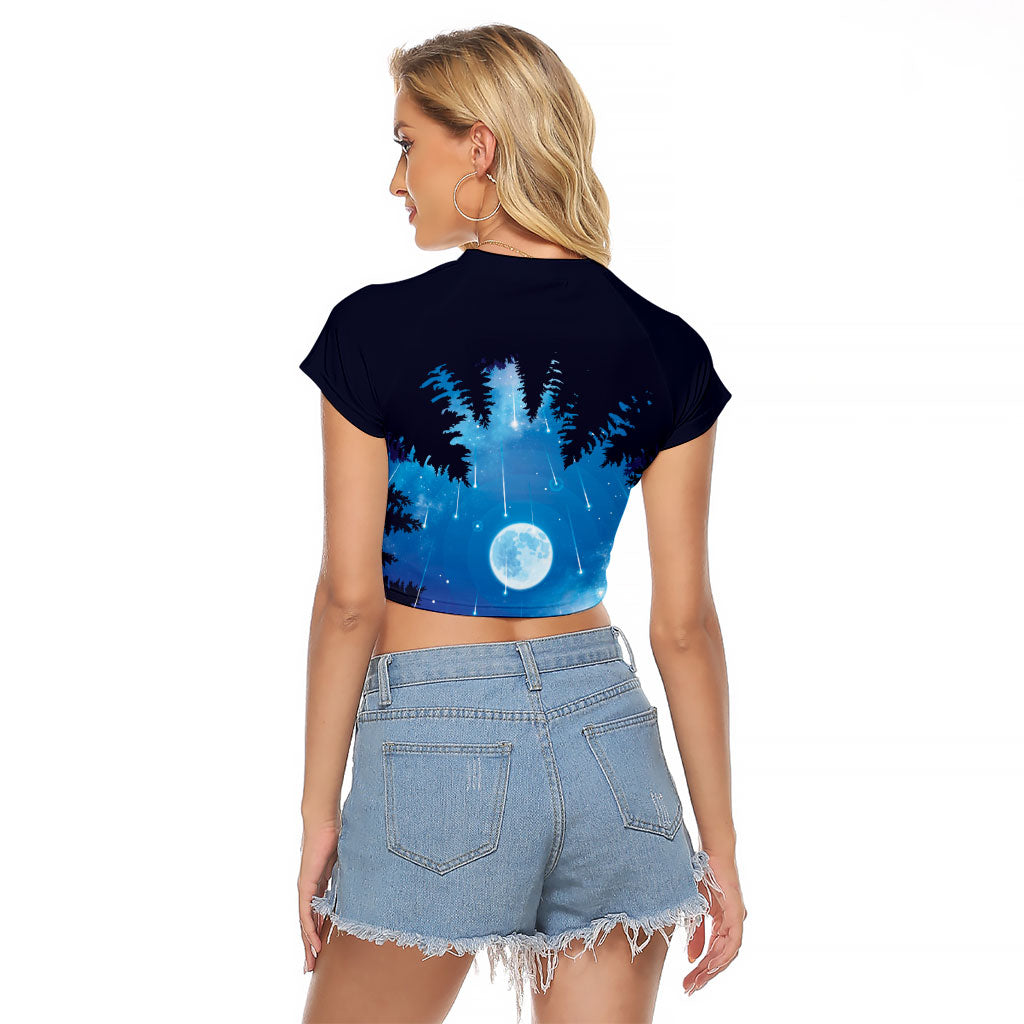Perseid Meteor Shower Raglan Cropped T Shirt Starry Sky Above The Trees