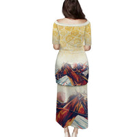 Melbourne Horse Racing Family Matching Puletasi and Hawaiian Shirt Yellow Rose Champion - Wonder Print Shop