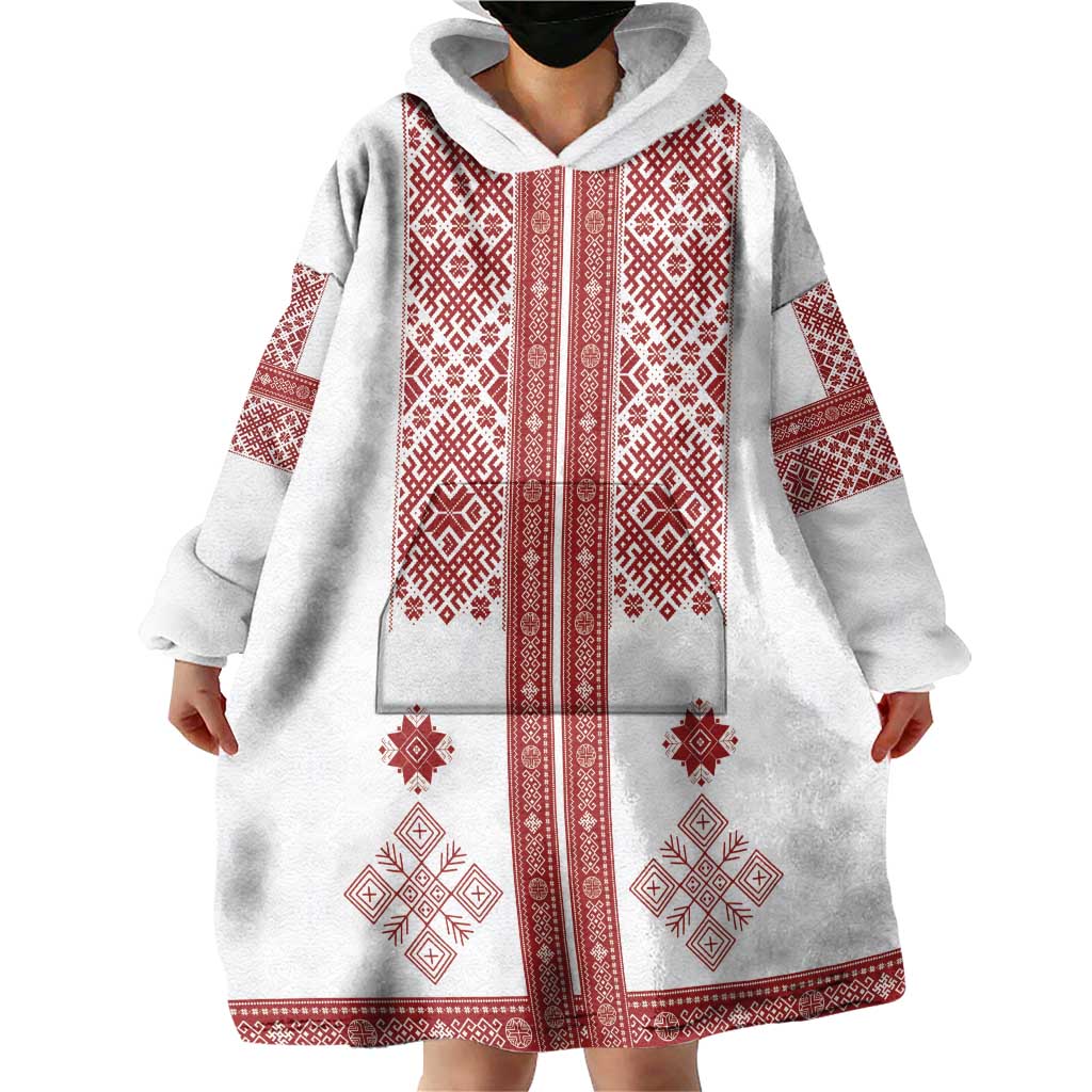 Latvia Jani Midsummer Wearable Blanket Hoodie Red White Latvijas Auseklis