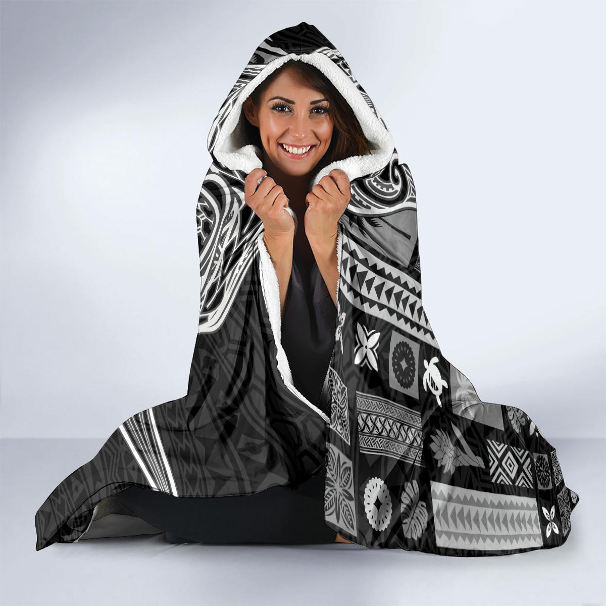 samoa-tapa-hooded-blanket-siapo-mix-tatau-patterns-black