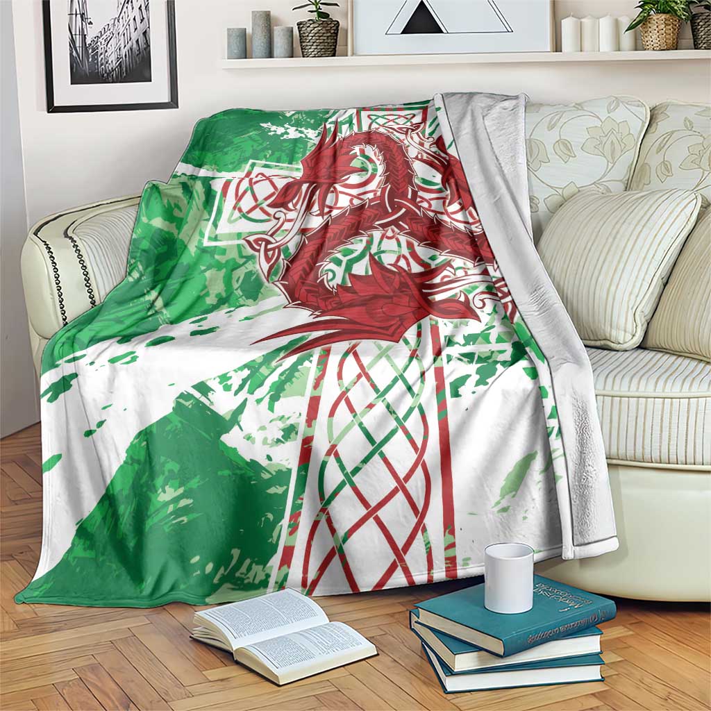 Wales Cymru Am Byth Blanket Celtic Dragon Triskelion - Wonder Print Shop