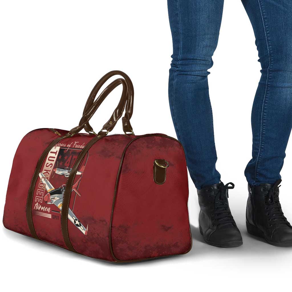 Tuskegee Airmen Spit Fire 477th Travel Bag Crimson Grunge - Wonder Print Shop