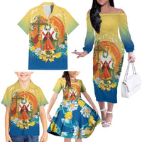 Sverige Glad Midsommar Family Matching Off The Shoulder Long Sleeve Dress and Hawaiian Shirt Majstang Dancing