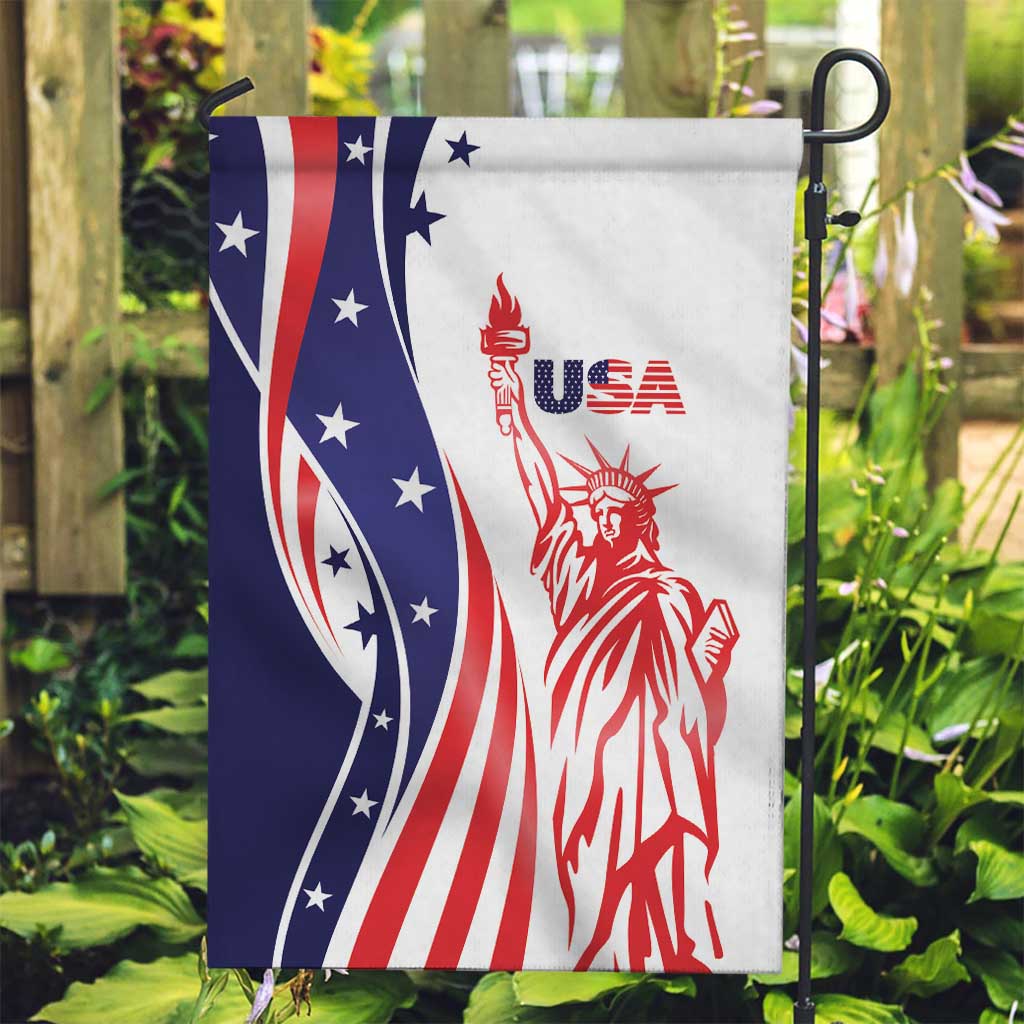 Fourth Of July USA Garden Flag American Dream - Statue Of Liberty