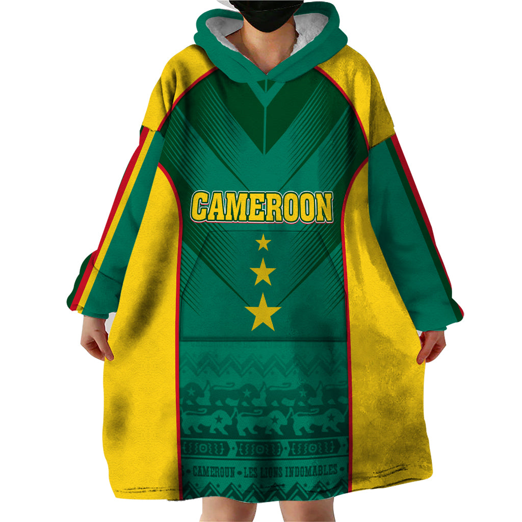 Custom Cameroon Football Wearable Blanket Hoodie Nations Cup 2024 Les Lions Indomptables - Wonder Print Shop
