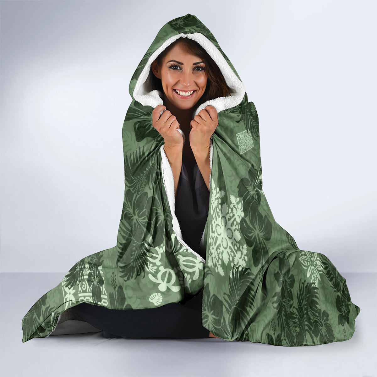 hawaii-tapa-hooded-blanket-hibiscus-mix-hawaiian-quilt-patches-sage-green