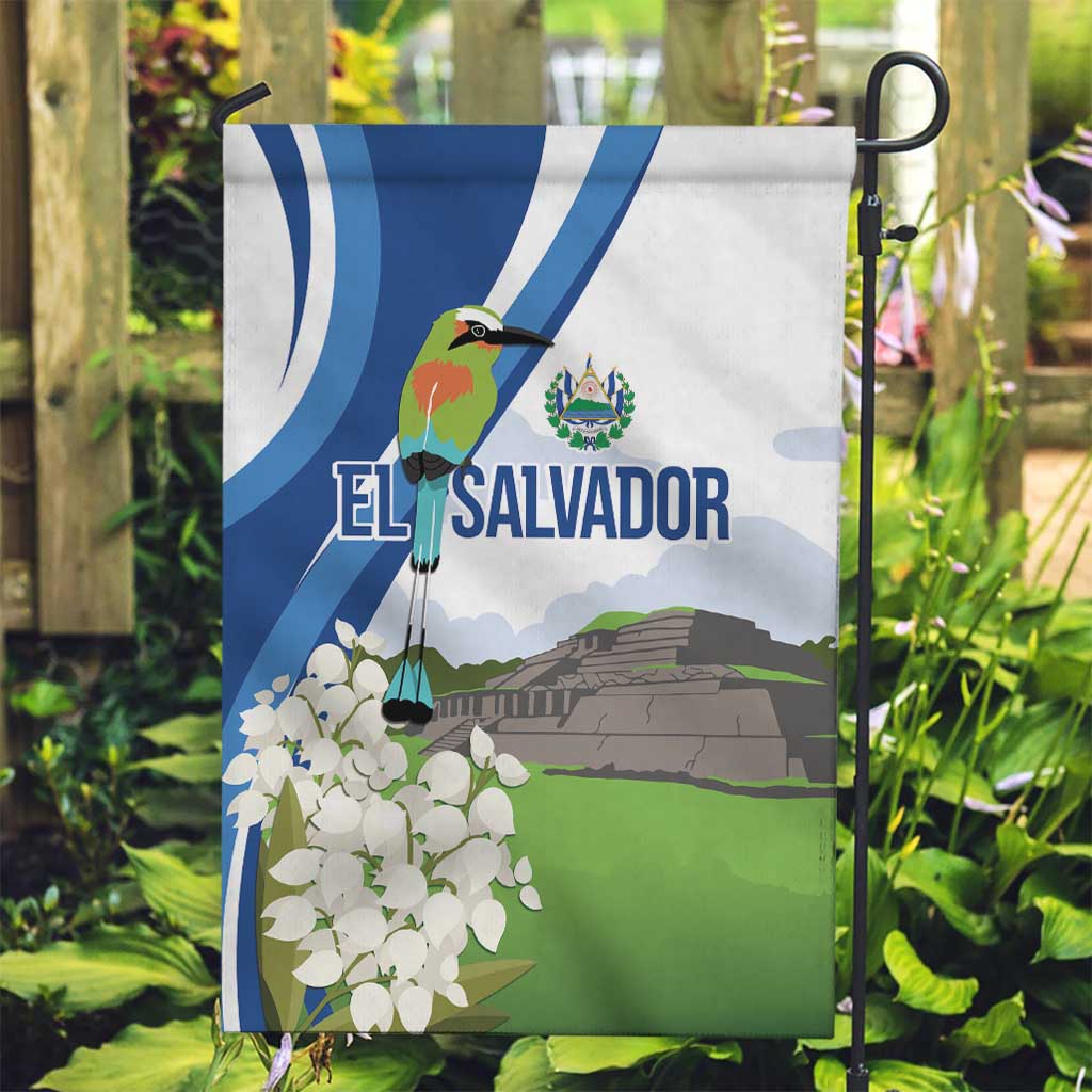 El Salvador Tazumal Garden Flag Flor de Izote with Torogoz Bird - Wonder Print Shop