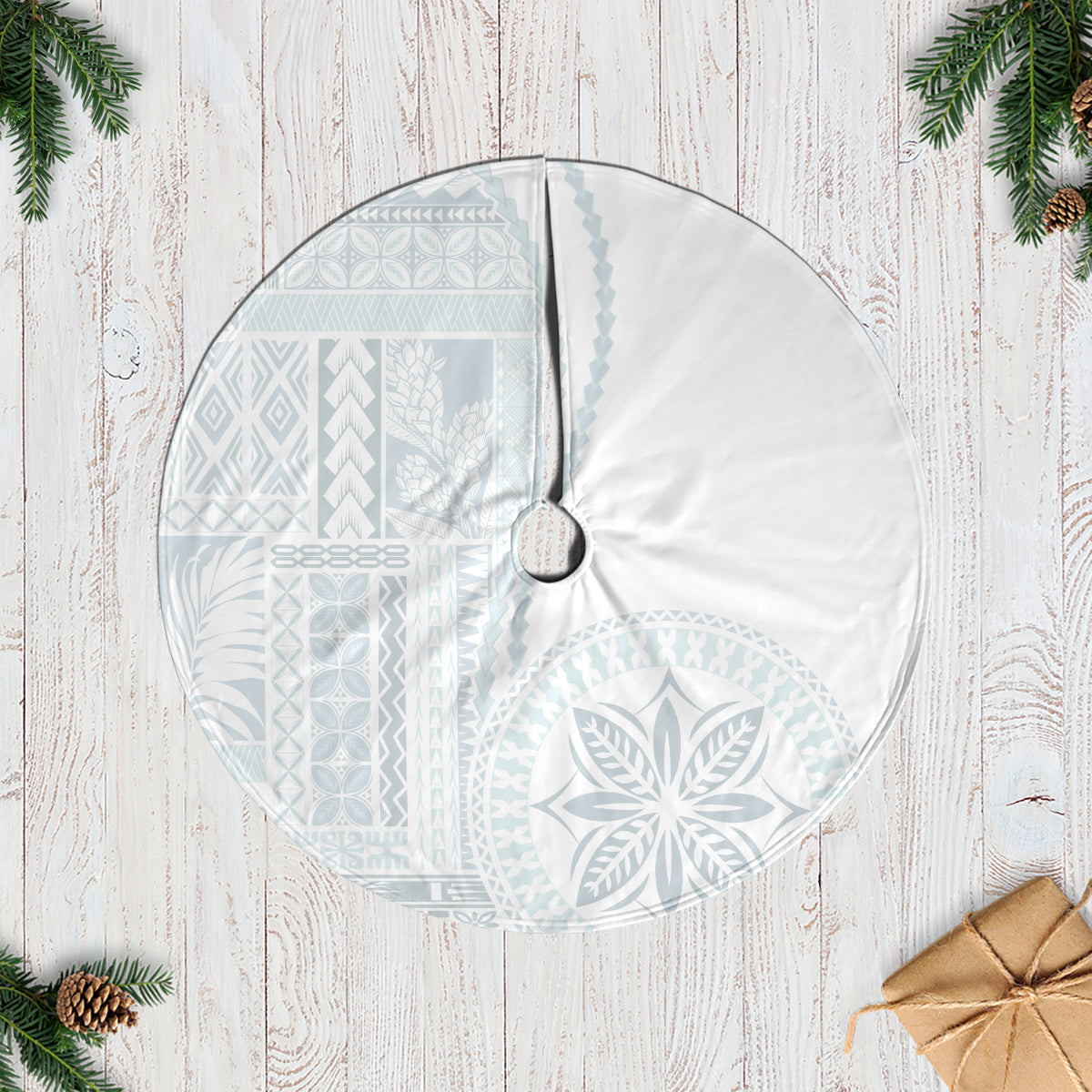 Samoa White Sunday Tree Skirt Classic Siapo Style - Wonder Print Shop