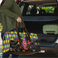 Mardi Gras Crawfish Travel Bag On Tuesdays We Wear Beads - Wonder Print Shop