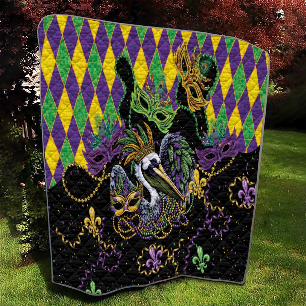 Mardi Gras Pelican Quilt On Tuesdays We Wear Beads - Wonder Print Shop