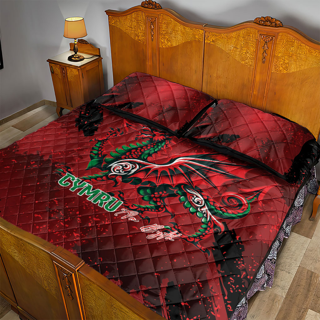 Wales Rugby National Heritage Quilt Bed Set Red Dragon Inspired Edition