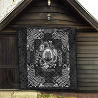 Personalized Denbighshire Sir Ddinbych Quilt Black Gatehouse Denbigh Castle Celtic-inspired - Wonder Print Shop