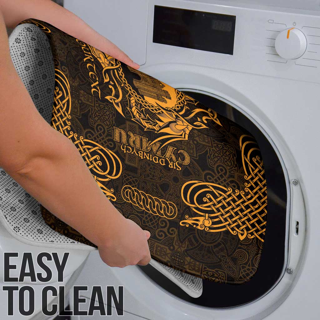 Personalized Denbighshire Sir Ddinbych Bathroom Set Gold Gatehouse Denbigh Castle Celtic-inspired - Wonder Print Shop