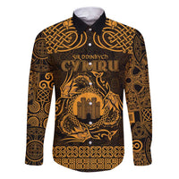 Personalized Denbighshire Sir Ddinbych Family Matching Puletasi and Hawaiian Shirt Gold Gatehouse Denbigh Castle Celtic-inspired - Wonder Print Shop