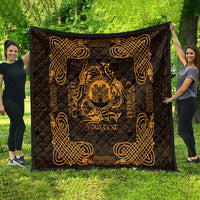 Personalized Denbighshire Sir Ddinbych Quilt Gold Gatehouse Denbigh Castle Celtic-inspired - Wonder Print Shop