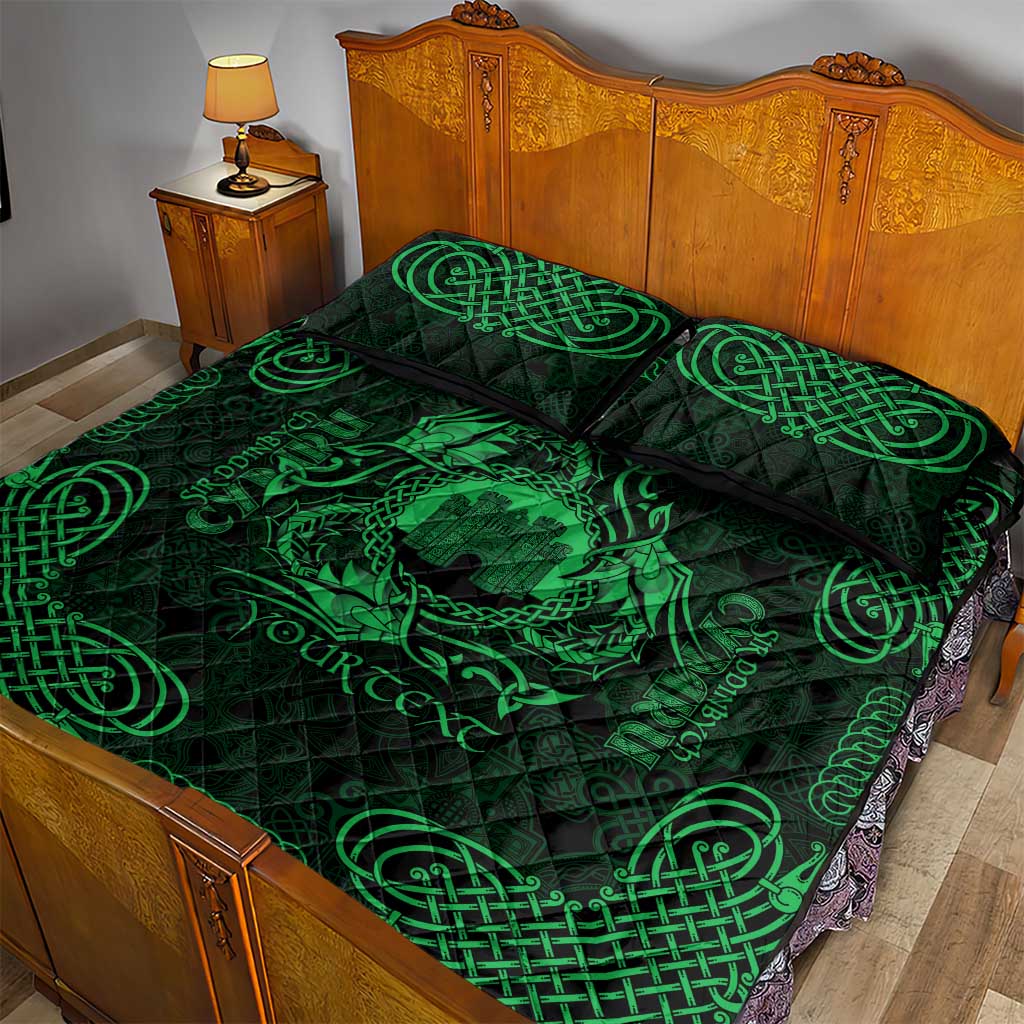 Personalized Denbighshire Sir Ddinbych Quilt Bed Set Green Gatehouse Denbigh Castle Celtic-inspired - Wonder Print Shop