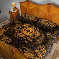Personalized Flintshire Sir y Fflint Quilt Bed Set Gold Four Choughs Celtic-inspired - Wonder Print Shop