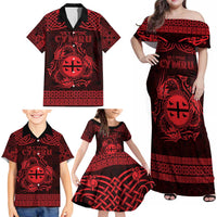 Personalized Flintshire Sir y Fflint Family Matching Off Shoulder Maxi Dress and Hawaiian Shirt Red Four Choughs Celtic-inspired - Wonder Print Shop