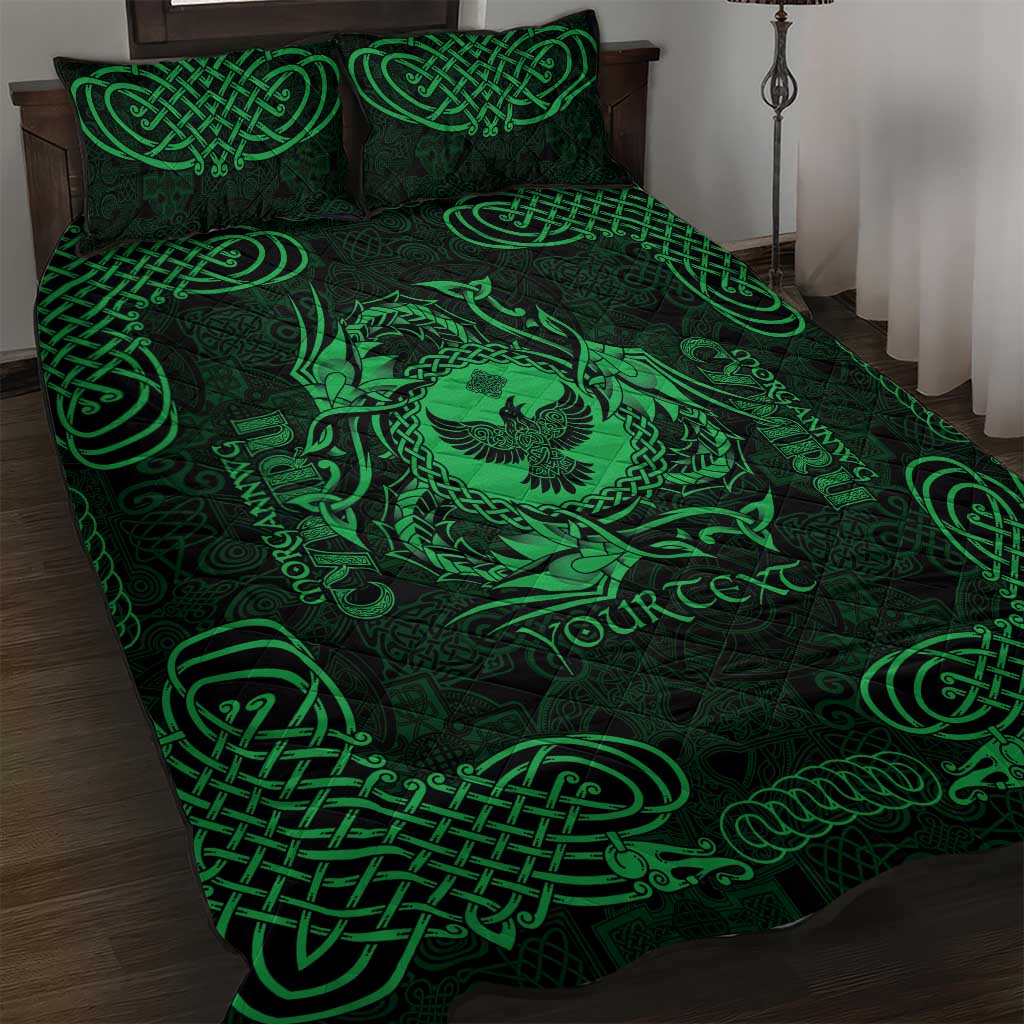 Personalized Glamorgan Morgannwg Quilt Bed Set Green Raven Celtic-inspired - Wonder Print Shop